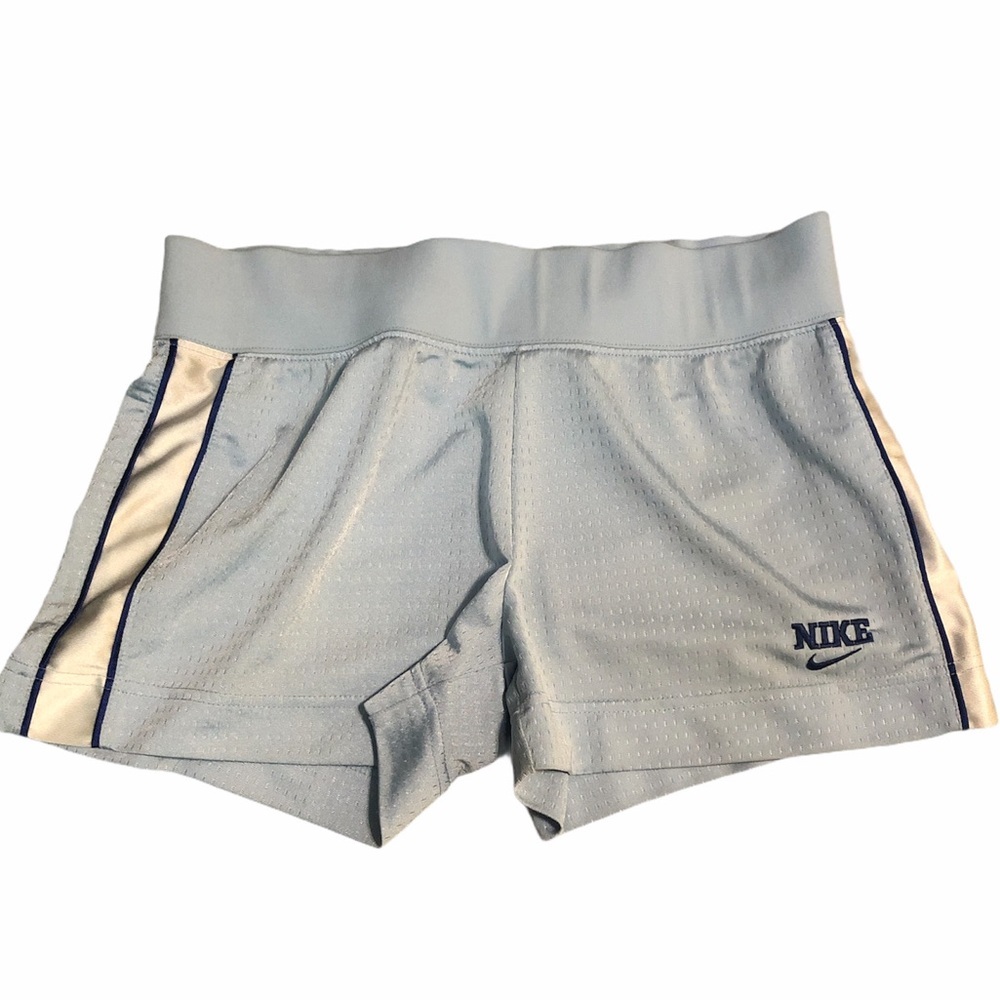 Nike women’s short Sz M (8-10)